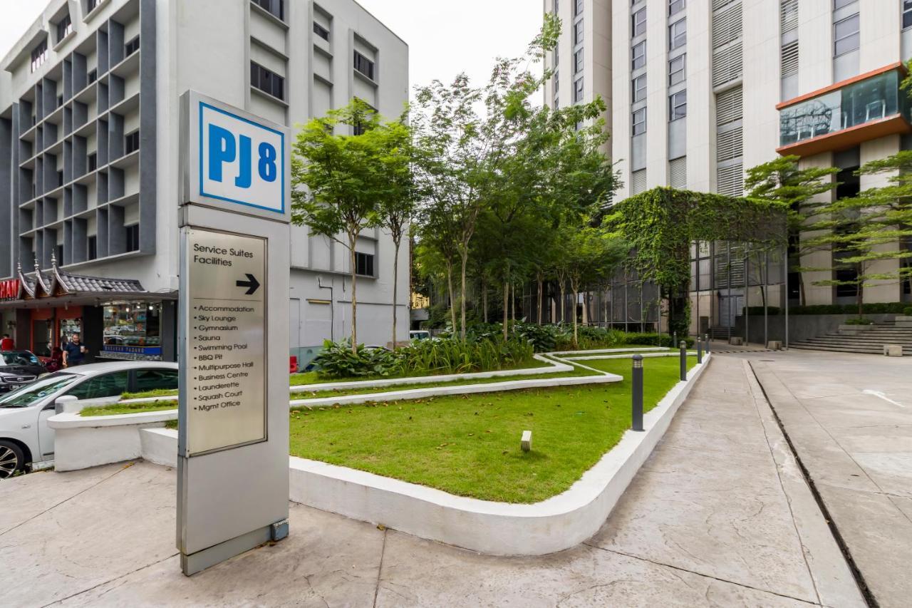 Pj8 Service Suites By Airhost بيتالينغ جايا المظهر الخارجي الصورة